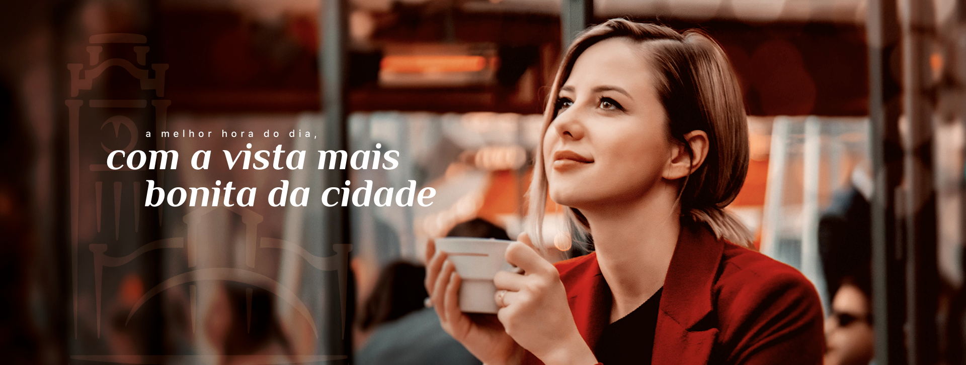 Mulher tomando café